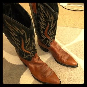 Dan Post cognac and black western / cowboy boots